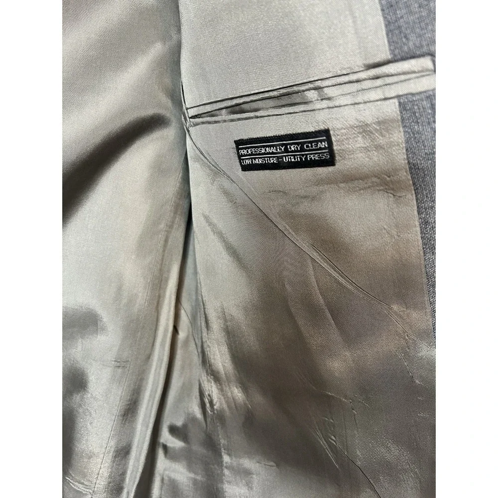 Vtg EDGEWORTH Gray Wool Blazer 42L Silver Crest Buttons Old Money‎ Dark Academia